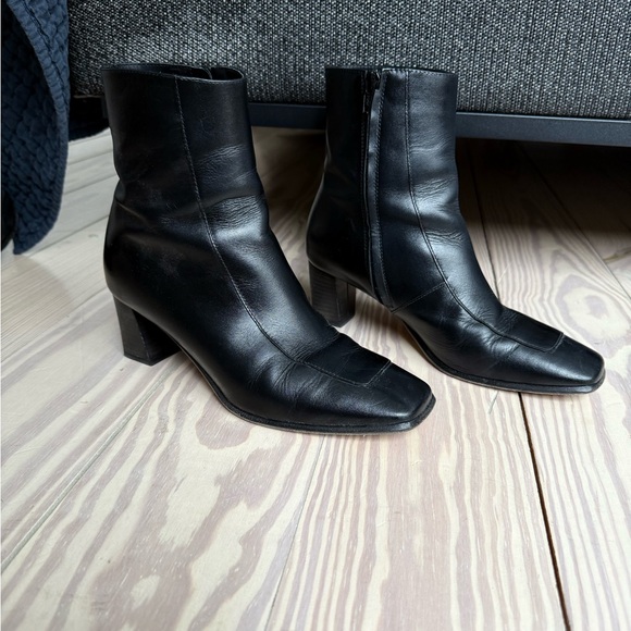 Banana Republic Black Italian Leather Ankle Boots-  Lucca Boots - Picture 8 of 15